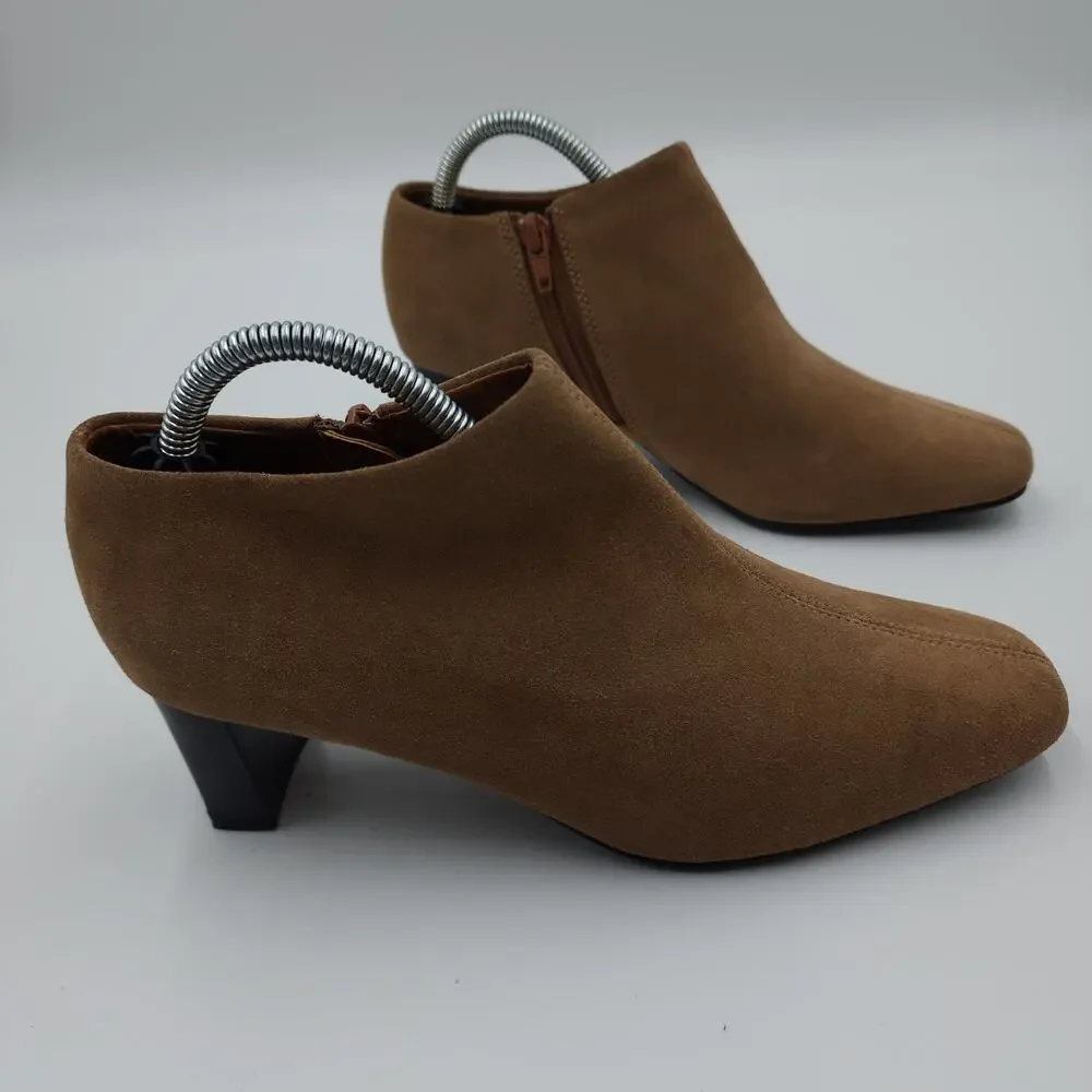 Chadwicks Women’s Ankle Bootie Size 6.5